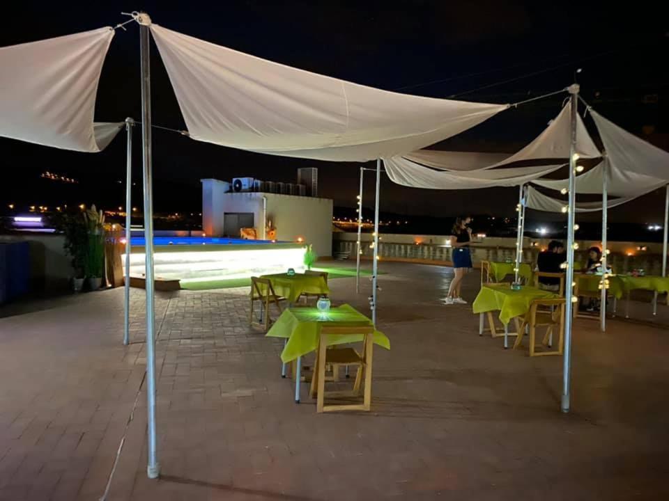 Hotel Fonda Neus Sant Sadurni d'Anoia Luaran gambar