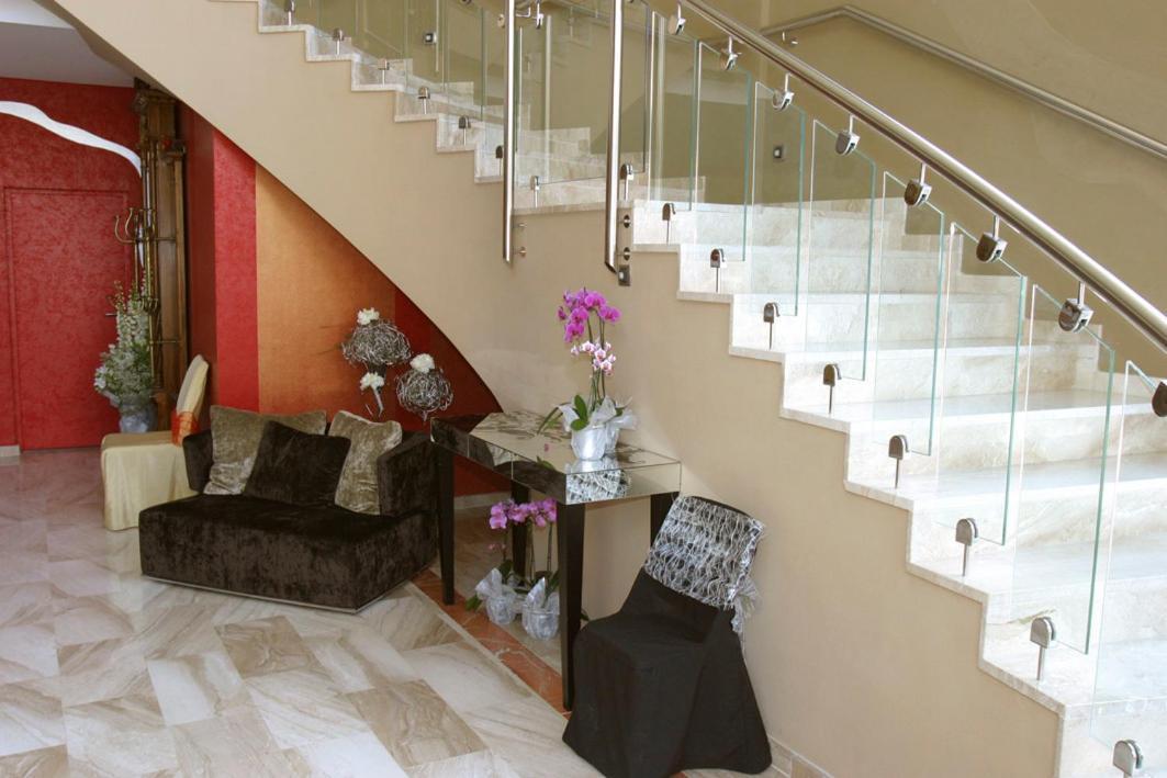 Hotel Fonda Neus Sant Sadurni d'Anoia Luaran gambar